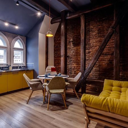 Leogrand Apartments On Kniazia Romana 6 Lviv Kültér fotó