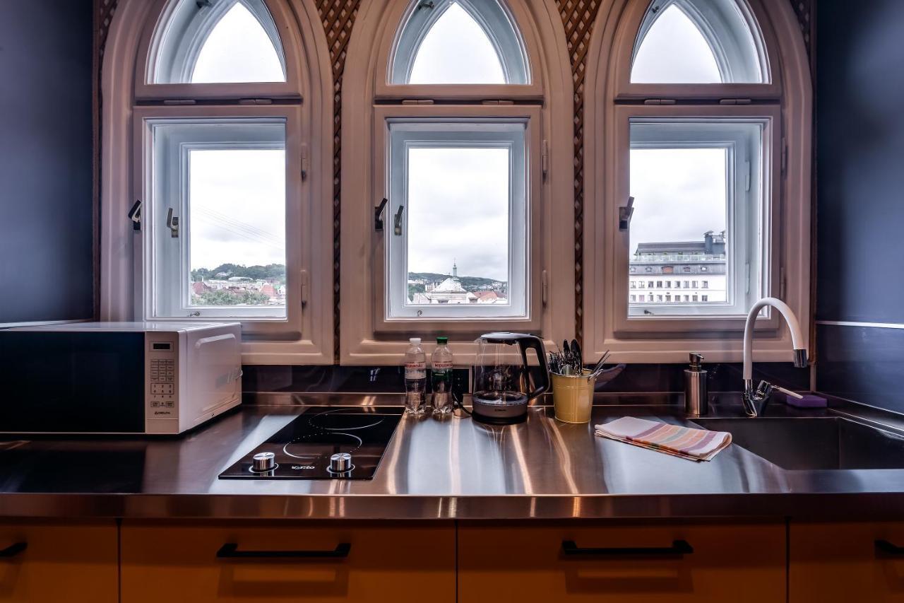 Leogrand Apartments On Kniazia Romana 6 Lviv Kültér fotó