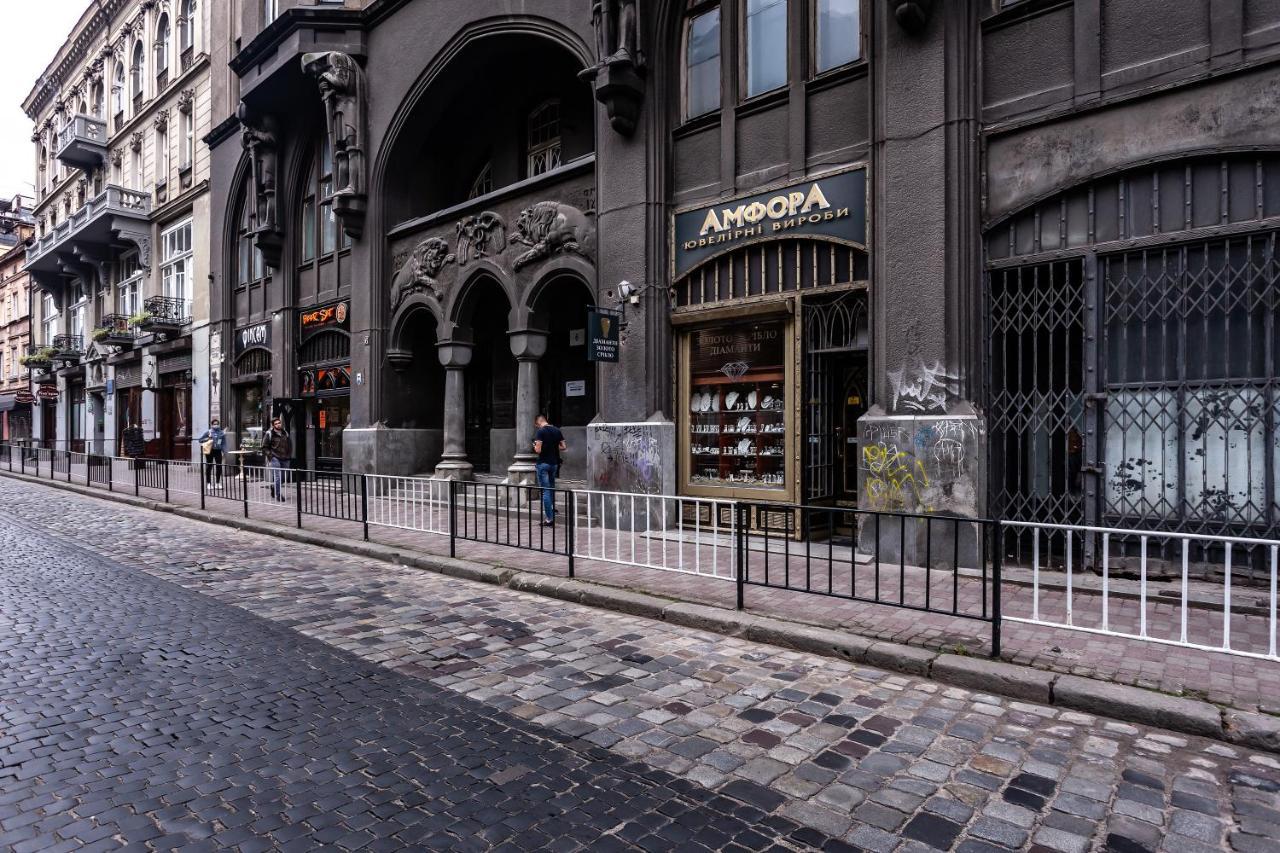 Leogrand Apartments On Kniazia Romana 6 Lviv Kültér fotó