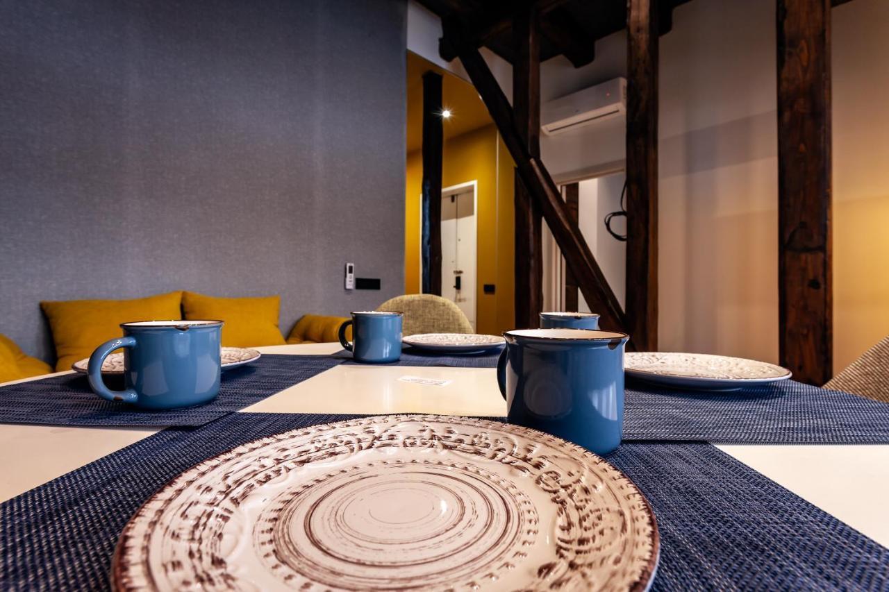 Leogrand Apartments On Kniazia Romana 6 Lviv Kültér fotó