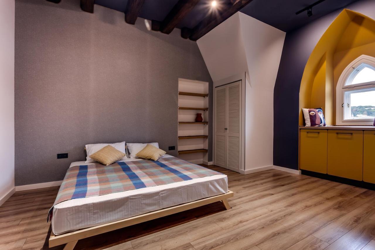 Leogrand Apartments On Kniazia Romana 6 Lviv Kültér fotó